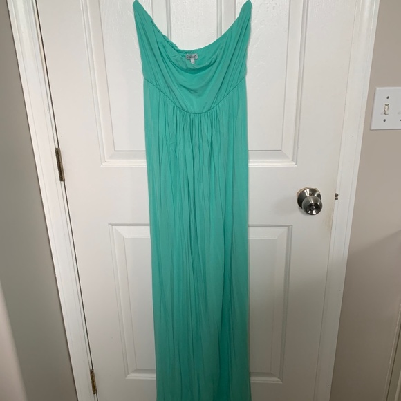Kismet Minty Green Strapless Dress - Picture 1 of 4